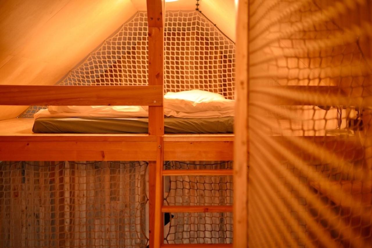 Tri Domky - Tiny Houses Depoltice Exterior photo
